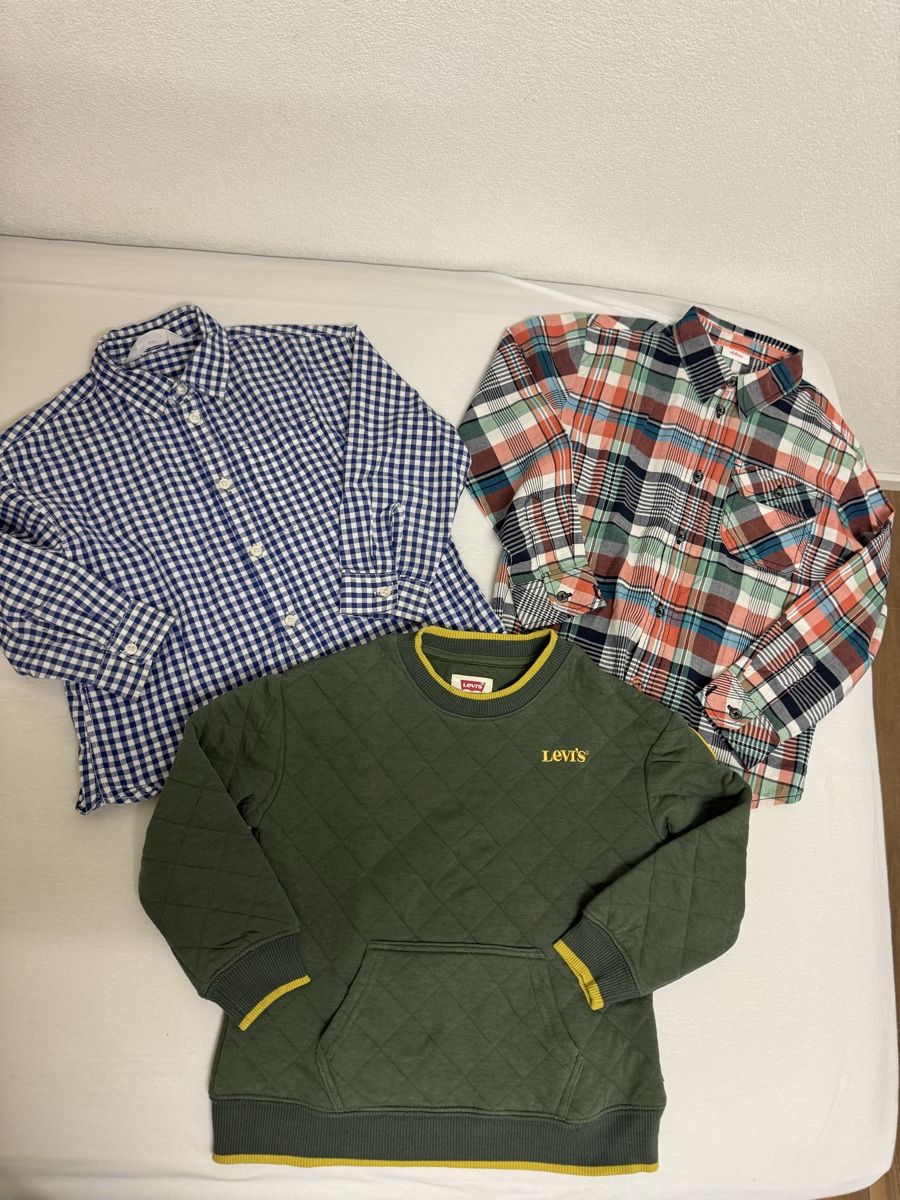 Levi's Kleiderpakete & -sets: Levi's Pullover und 2 Hemden Grösse 104 – Neu (gemäss Beschreibung) aus Oberengstringen von lor_8y27