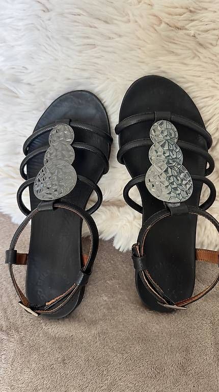 Chaussures femmes: Sandalen Belmondo Gr. 37 – D'occasion à Schaffhausen par Fixier