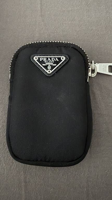 Taschen für Damen: Nylon- und Saffiano Leder-Schultertasche PRADA – Gebraucht aus Landquart von ver_7twb 3
