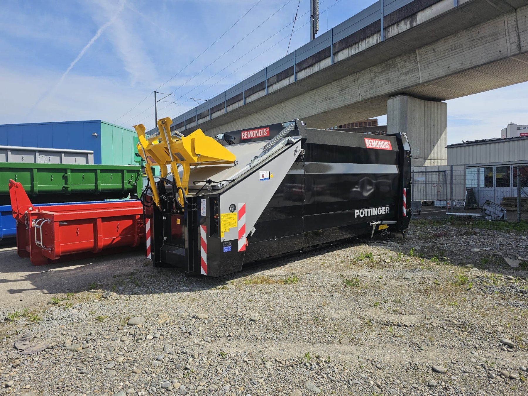 Tutte le macchine: Abrollpresscontainer 20m3 MP 1.4 mit HKV – Usato da Wallisellen venduto da Recytech