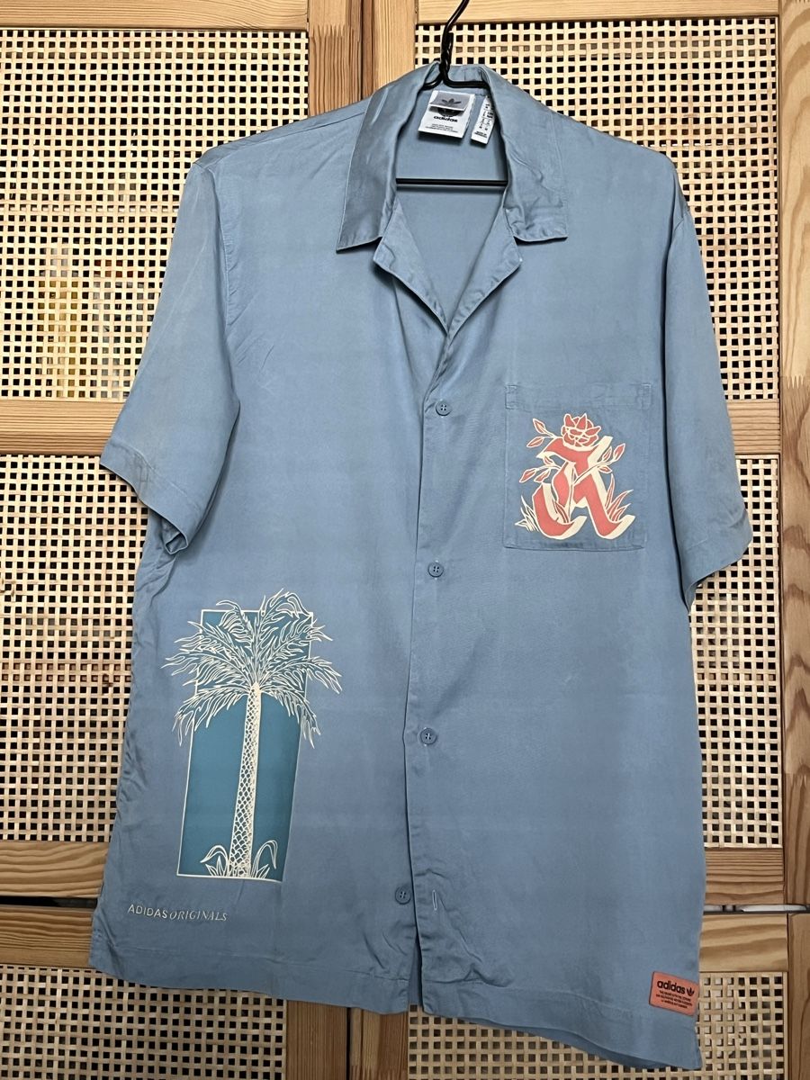 Adidas T-shirt: adidas Originals SAMPLE IC5753 Hemd – Usato da Luzern venduto da closettheory