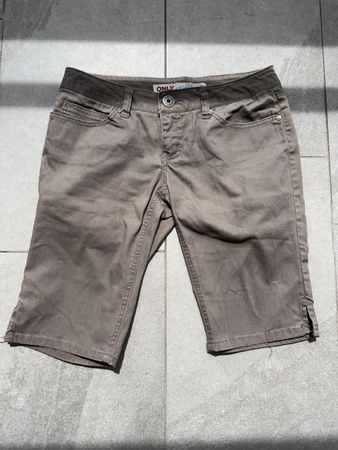 Only Kurze Hose Gr. 38 