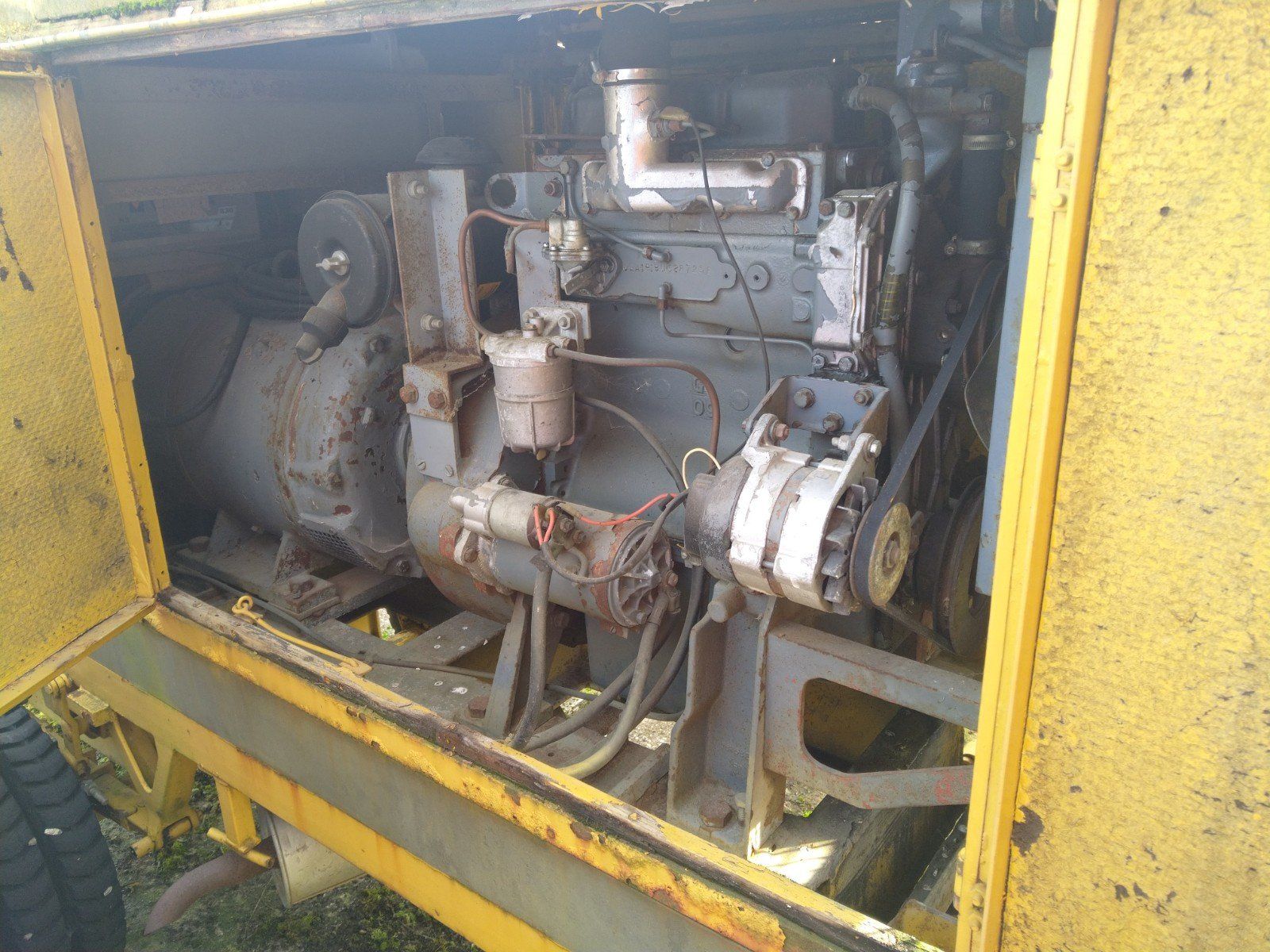 Generatori di corrente: Stromerzeuger / Generator ca. 30 kW – Usato da Stein AR venduto da arsteiso 4