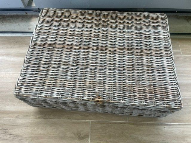 Sgabelli: Ratan Lounge Hocker 80x80x30cm – Usato da Widen venduto da Fachmaa83 1