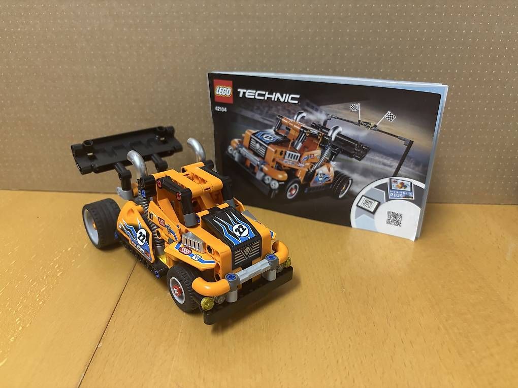 Kit di costruzioni: LEGO Technic Sets 42119, 42045 & 42104 – Usato da Cham venduto da Donabi