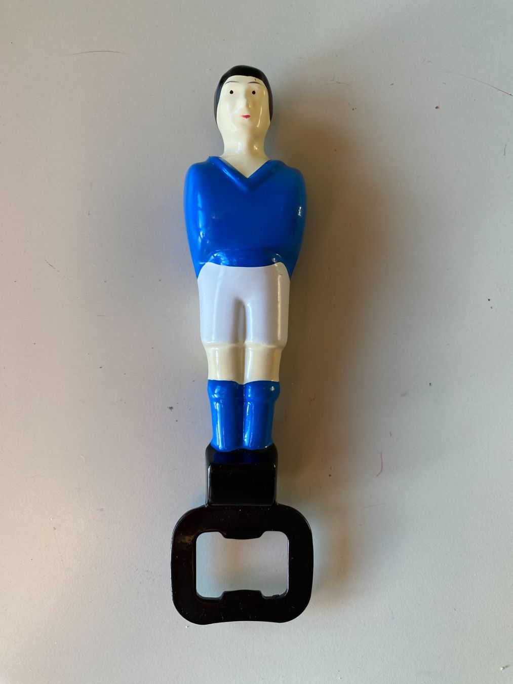 Bicchieri, Caraffe & Bottiglie: Flaschenöffner, Design Fussball – Nuovo (secondo la descrizione) da Brügg BE venduto da saphyrus24