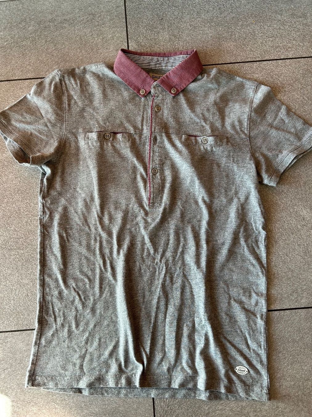 Magliette Polo: Polo GAUDI gris gr. S – Usato da Arbedo venduto da nadia1973