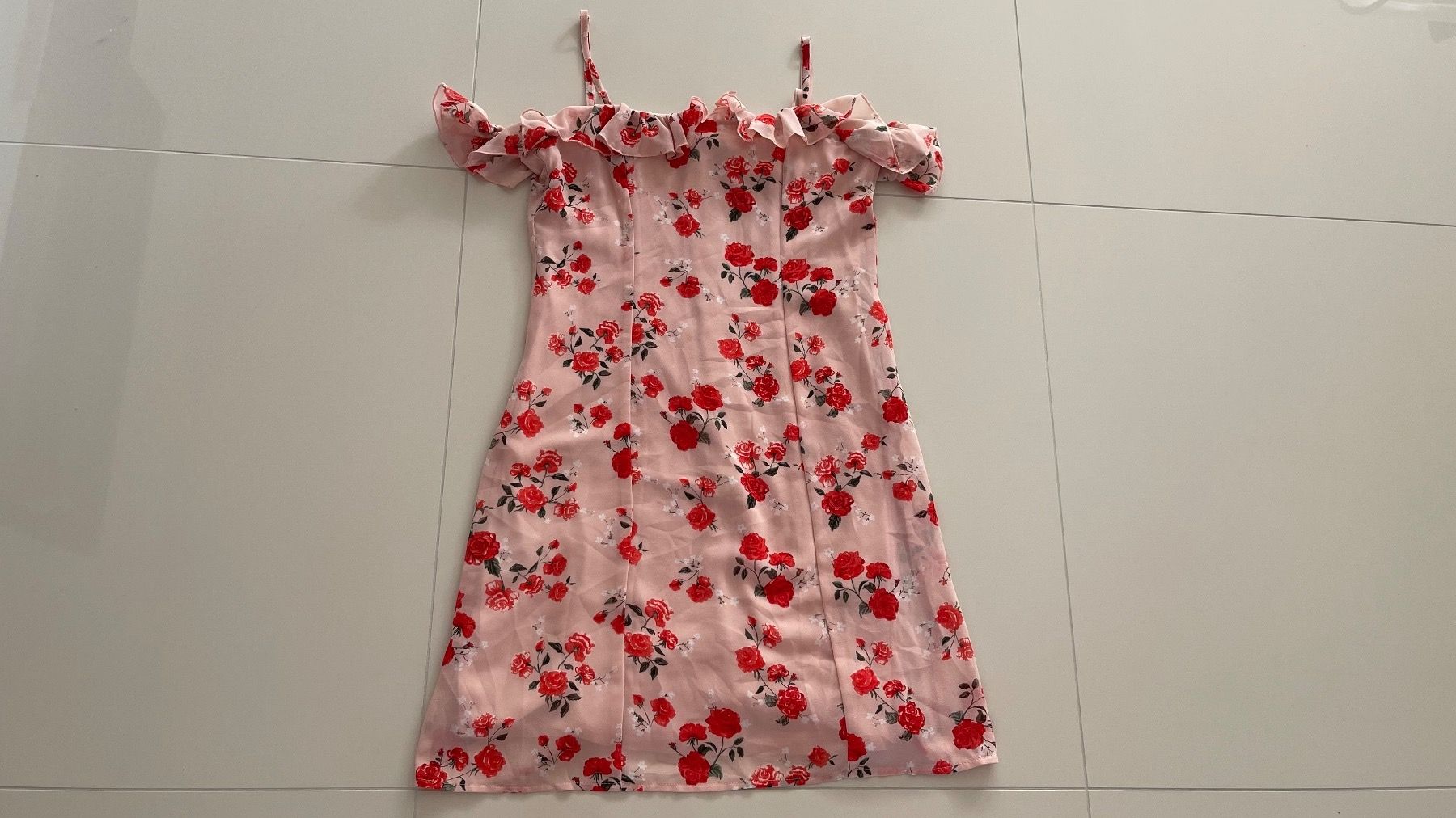 H&M Kleider: Damenkleid – Gebraucht aus Rheineck von pssesolnet