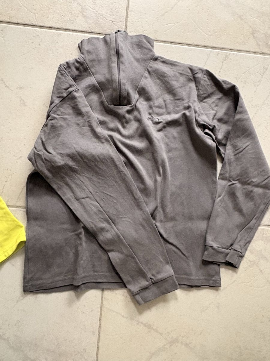 Kleiderpakete & -sets: 2x Sportpullover mit Reissverschluss, Gr. 158/164 – Gebraucht aus Dietlikon von Bachtel97 4