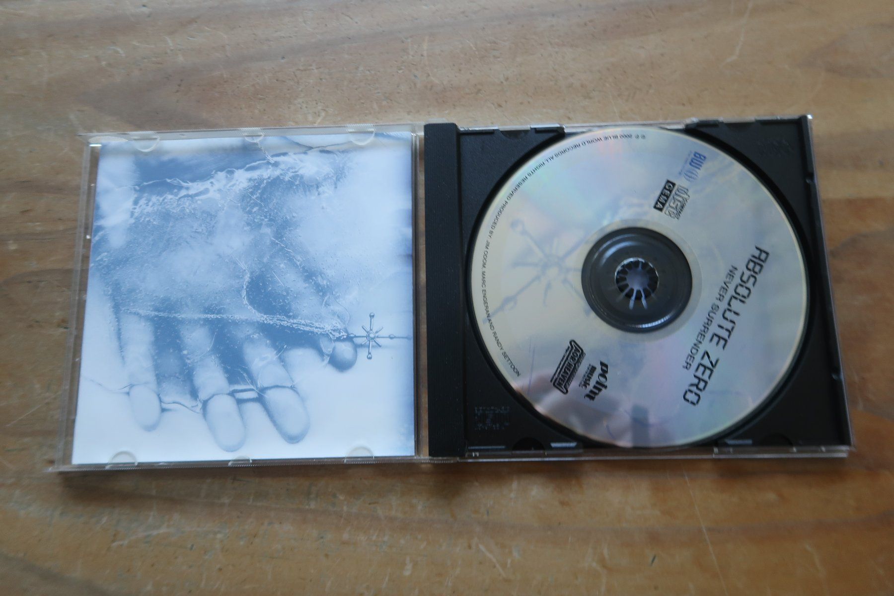 CDs: ABSOLUTE ZERO - NEVER SURRENDER - AOR MELODIC ROCK CD – D'occasion à Basel par Patiscat 3