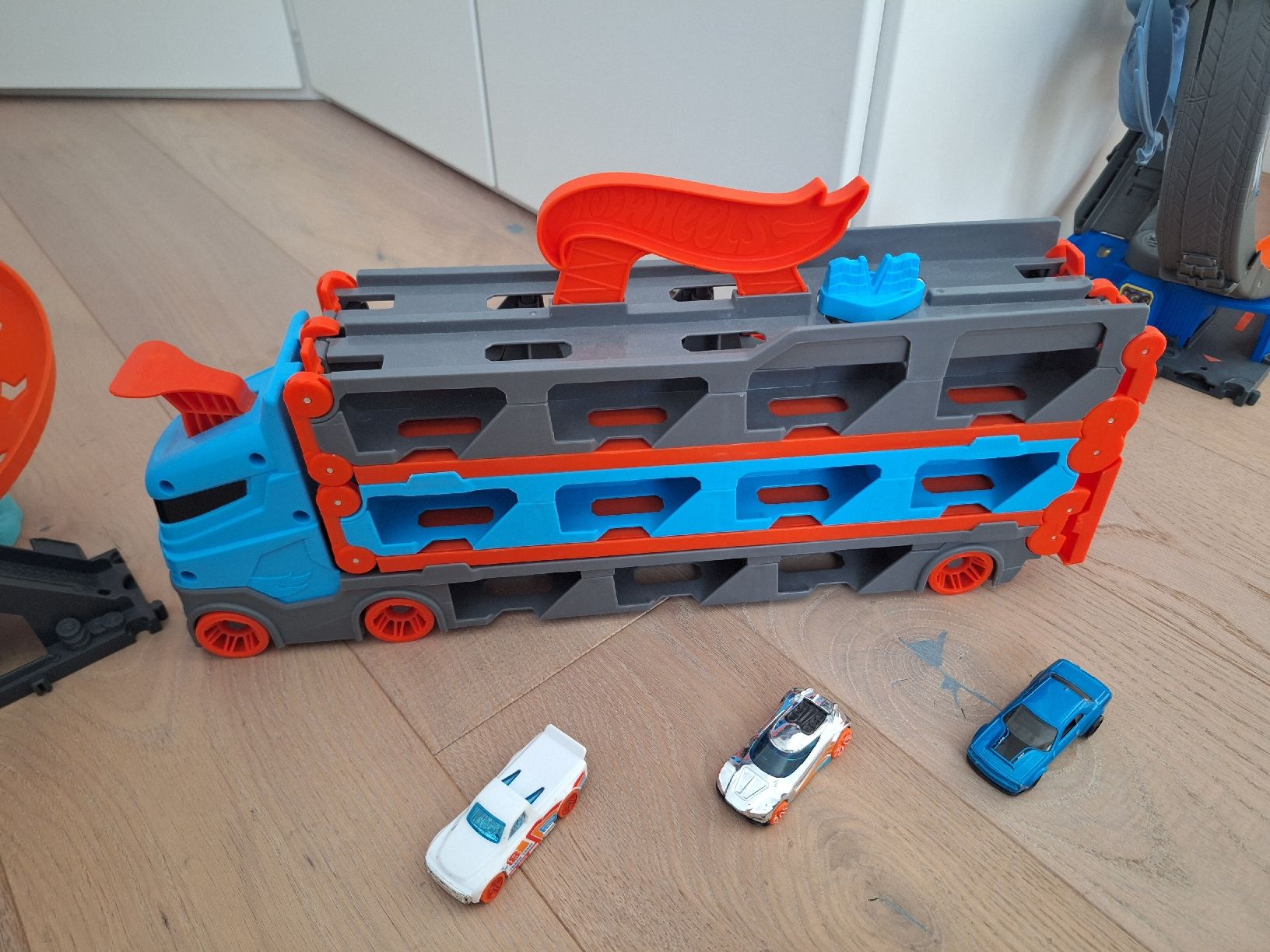 Hot Wheels Rennbahnen: Hot Wheels Set – Gebraucht aus Dällikon von Sonnenblume-111 1