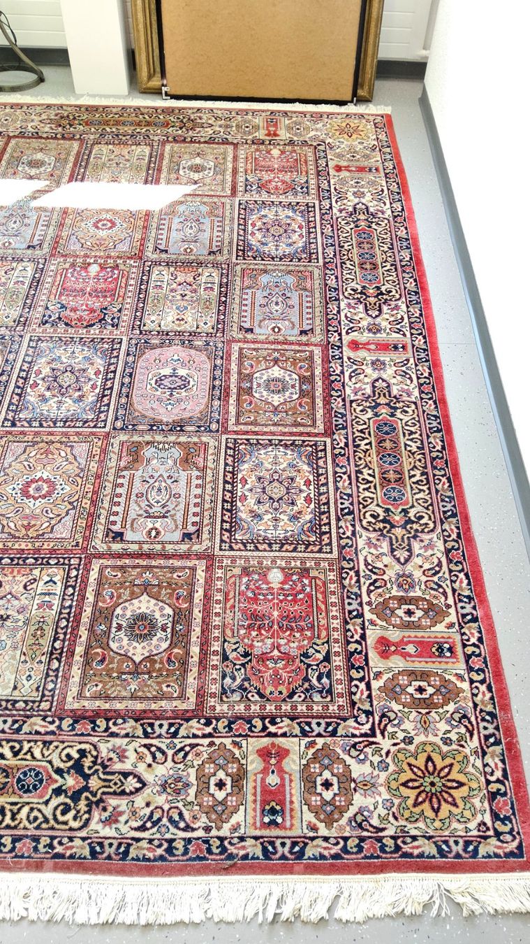 Tapis: Ancien tapis – D'occasion à Malleray par Frederic24 1
