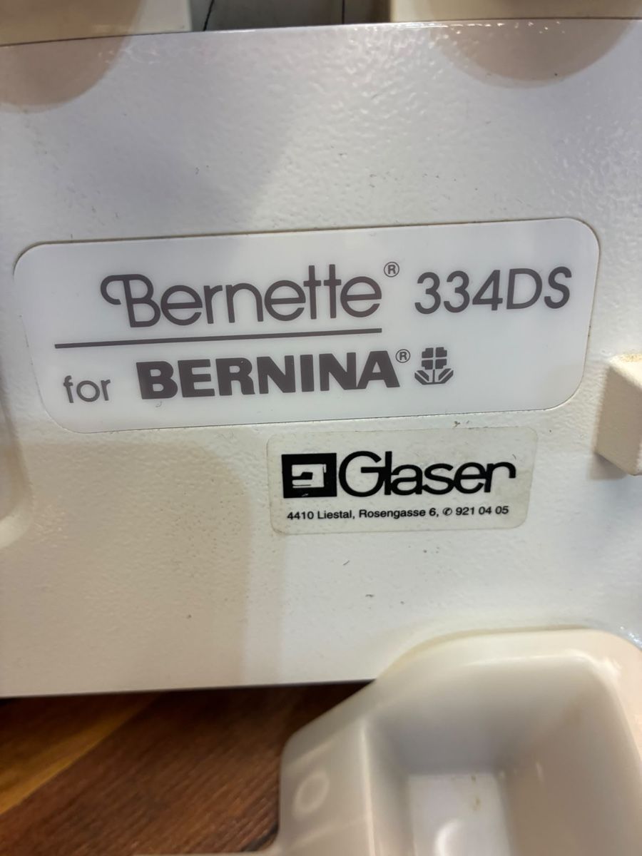 Bernina Nähmaschinen: Bernina bernette 334ds Nähmaschine  – Gebraucht aus Füllinsdorf von Rollex 1