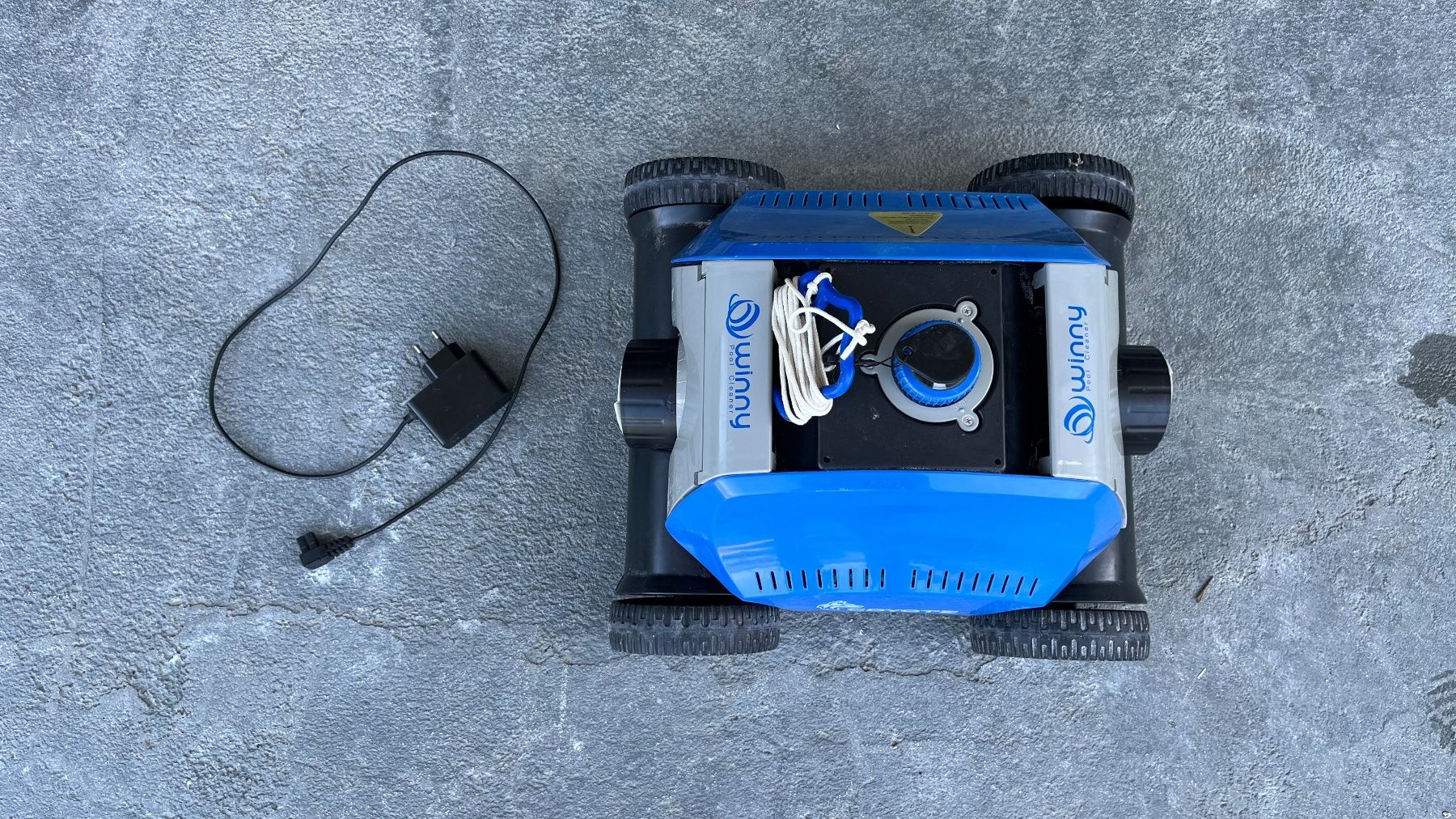 Accessoires de piscine: Winny Pool Cleaner - Poolroboter - Pool Roboter – D'occasion à Niederteufen par Ski820