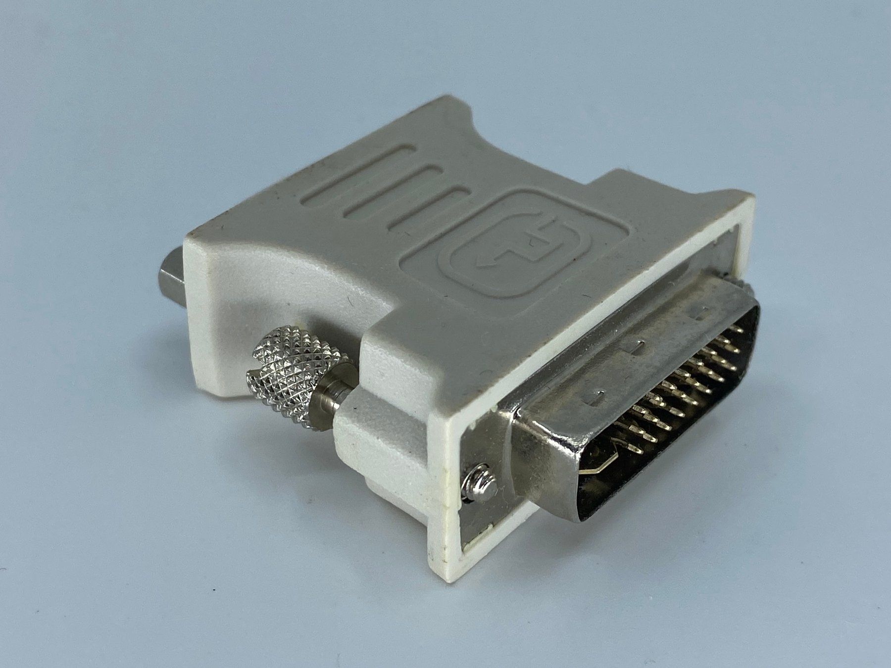 Unità & Adattatore: 1x DVI Adapter, DVI Stecker auf VGA Buchse – Usato da Langwiesen venduto da Restposten-24 2