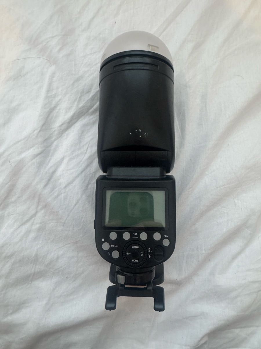 Godox Blitze: Godox V1 S Flash Sony – Gebraucht aus Disentis/Mustér von uhhhsimon