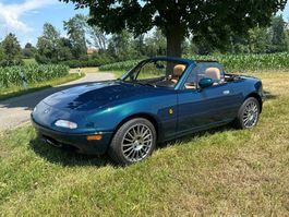 Mazda MX-5 Miata NA Cabriolet grün, sehr schöner Zustand