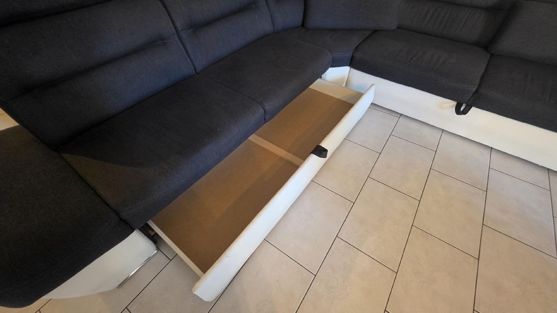 Divani: Sehr grosses Sofa – Usato da Bremgarten AG venduto da Hoeggerd 2