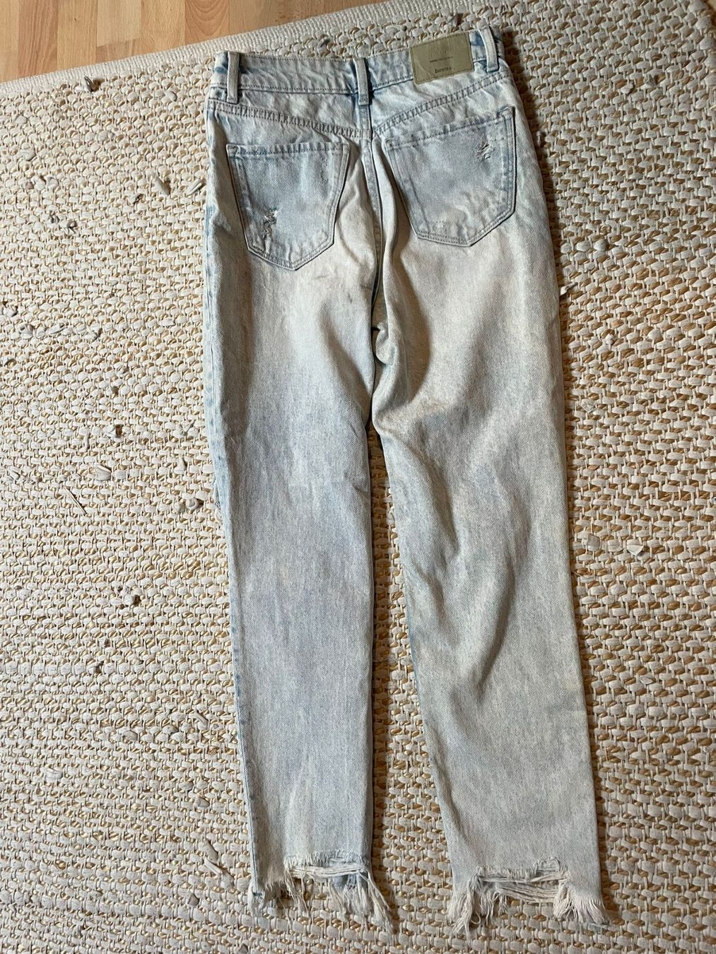 Jeans: BERSHKA DAMEN HOSEN GR.34 – Usato da winterthur venduto da MEAhealingBrush 2