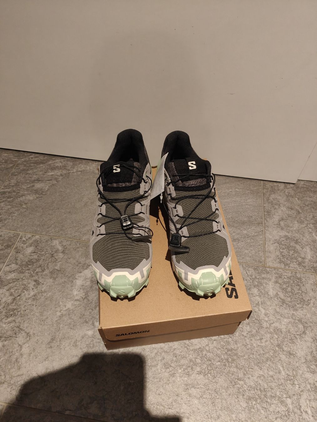 Salomon Scarpe da donna: Neu Salomon Gr. 38 2/3 – Nuovo e nell'imballaggio originale da Kandergrund venduto da Sam1818 1