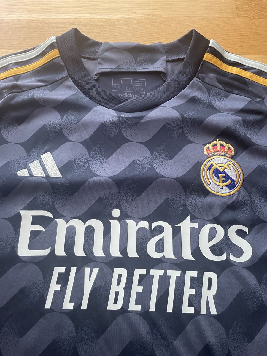 Real Madrid Canottiere & Pantaloni: Original Real Madrid 2023/2024 Valverde – Nuovo (secondo la descrizione) da Windisch venduto da RealJerseys 3