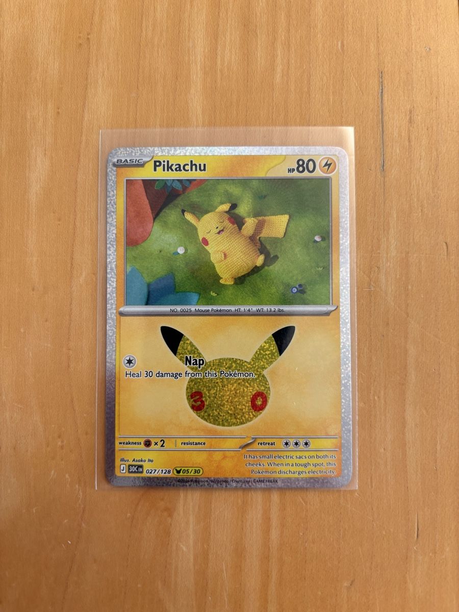 Pokémon Carte collezionabili: Pikachu 30th Pokemonkarte 027/128 – Usato da Dättwil AG venduto da indeed22