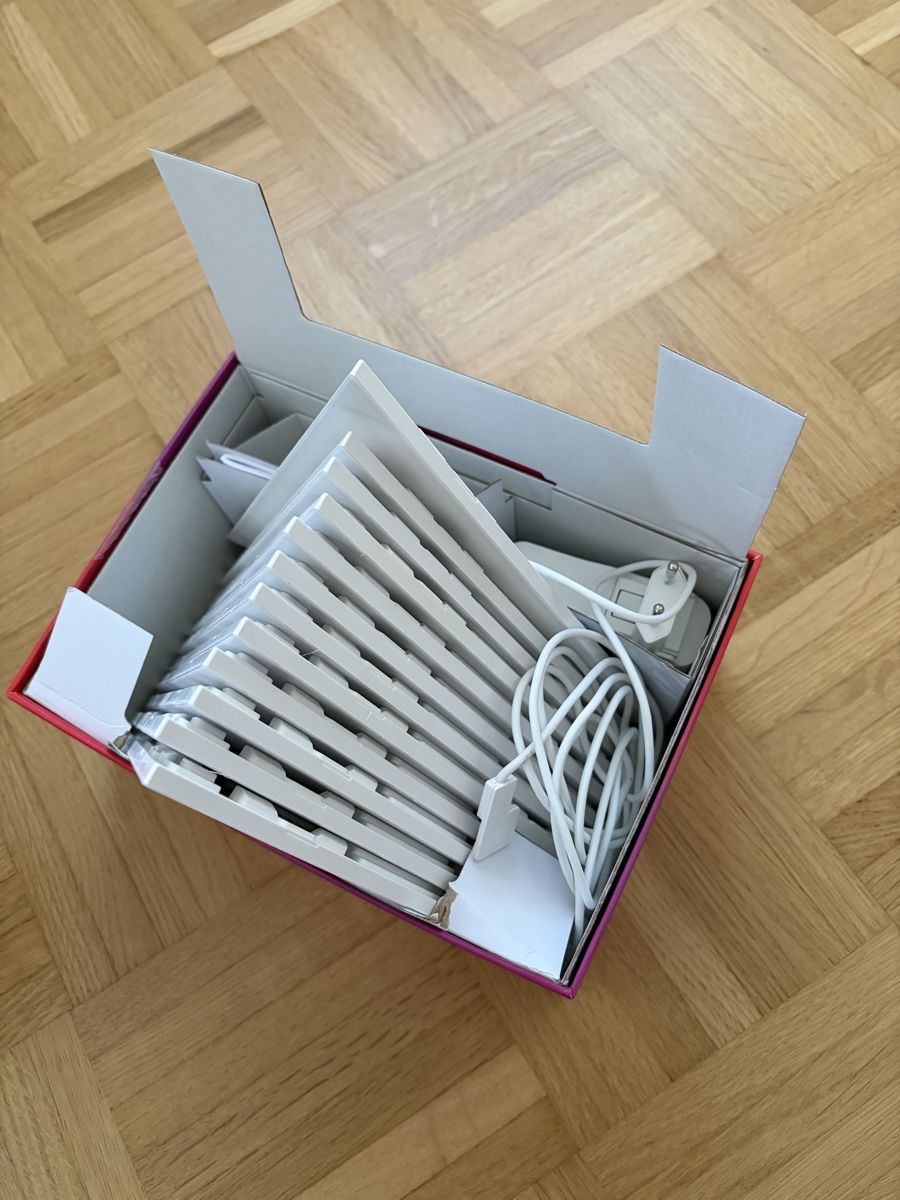 Nanoleaf Lampade: Nanoleaf Shapes Triangles – Usato da Sempach Station venduto da Hurni99 3