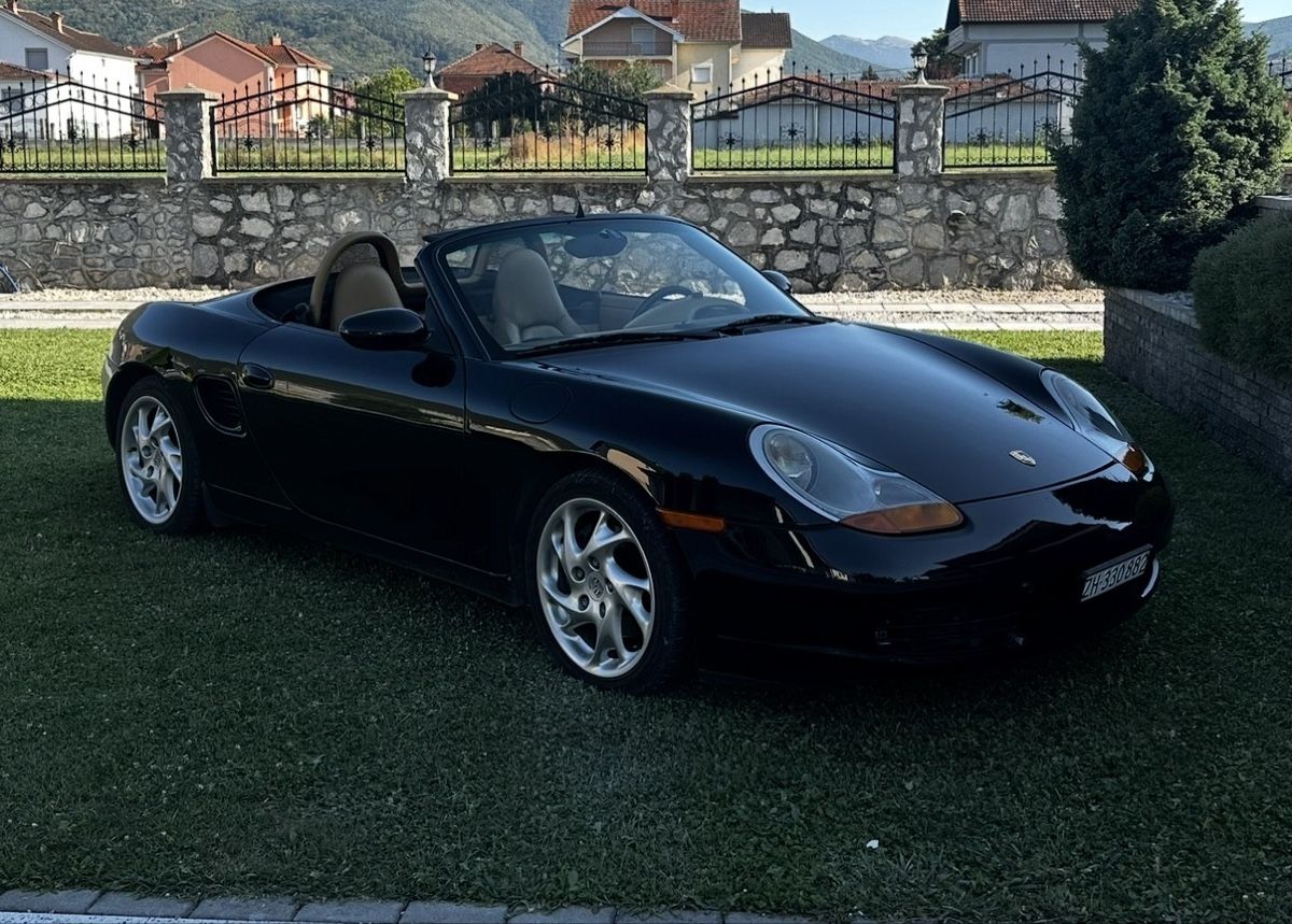 Porsche Automobili: Porsche Boxster 986 2.5 – Usato da Männedorf venduto da LURA-Technik