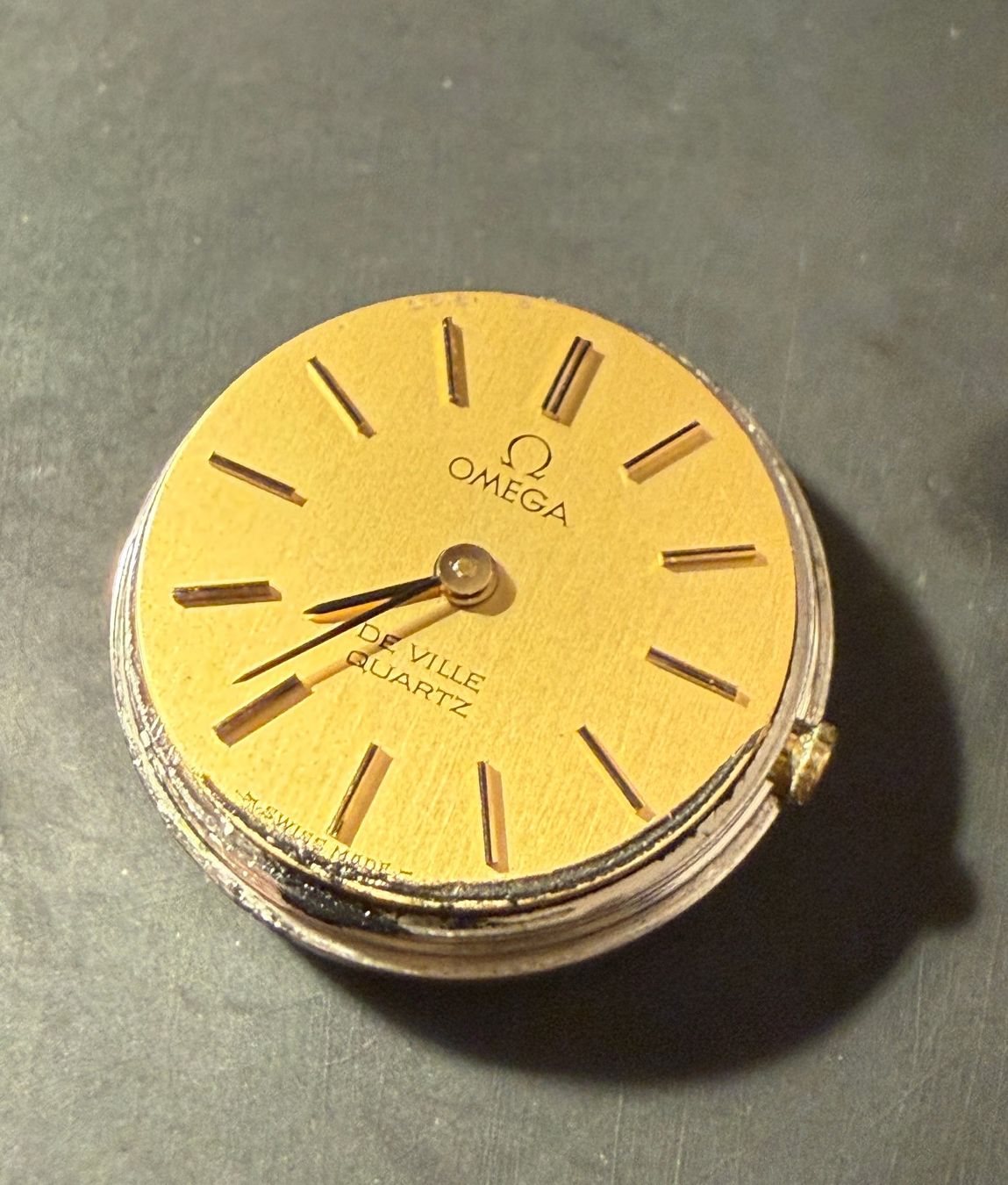 Omega Uhren: Omega De Ville Quartz – Defekt aus Zürich von Uhr_Werk_Boutique 3