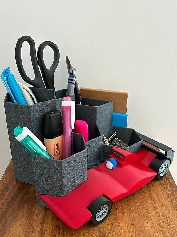 Modellini d'auto: Schreibtisch-Organizer "Rennwagen" – Nuovo (secondo la descrizione) da Ermenswil venduto da hoember 2