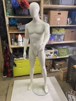 Schaufensterpuppe männlich 188cm weiss