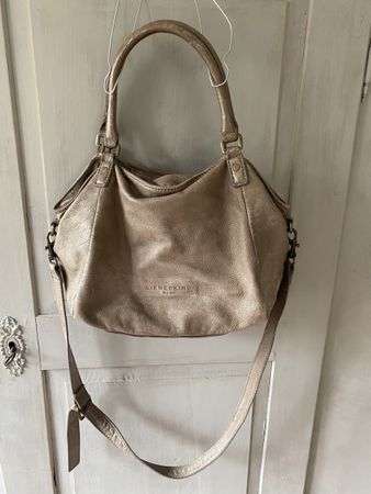Liebeskind Berlin Leder Tasche in der Farbe Schlamm