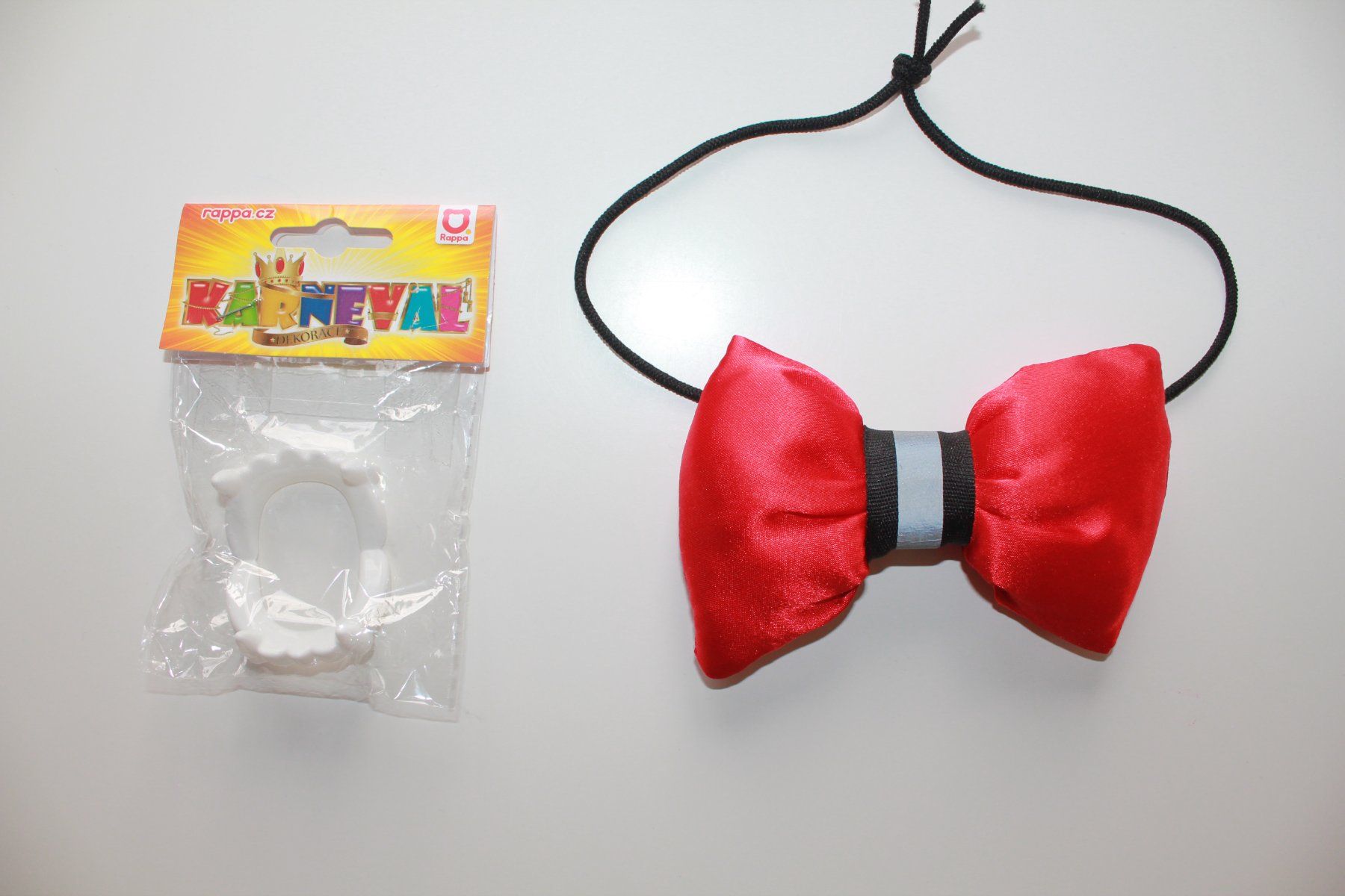 Kostüme: Costume Dracula / vampire / Vampir t. 7 - 10 ans – Gebraucht aus Peseux von CoolShoping 4
