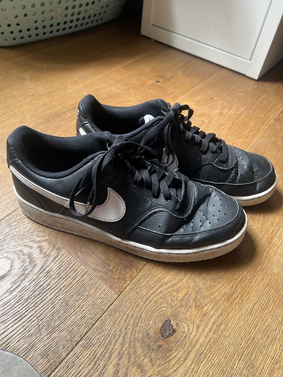 Nike Scarpe da uomo: Nike Sneakers Grösse 43 – Usato da Lohn SH venduto da Elch21