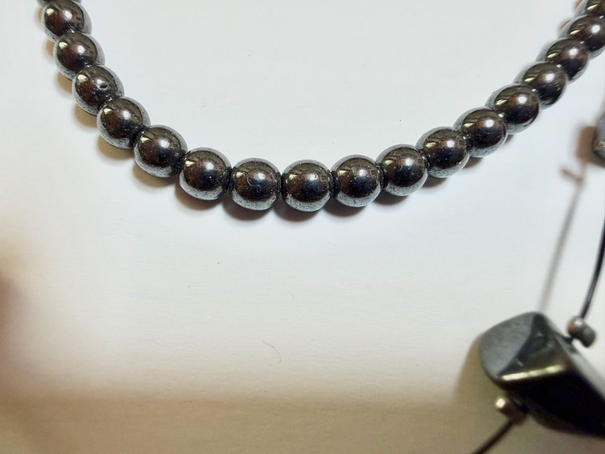 Altri gioielli: Collier et bracelet en hématite – Usato da Founex venduto da Hyrienne 3