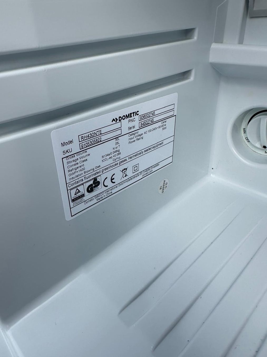 Frigoriferi: Minibar Dometic RH 430 NTE – Usato da Spreitenbach venduto da Space_X 6