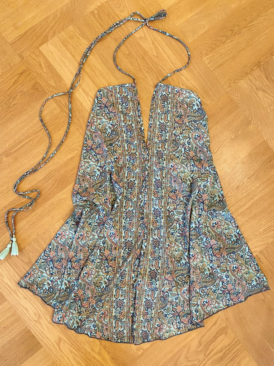 Kleider: Neckholder Boho Kleid mit Paisley Muster, Gr. M – Gebraucht aus Zürich von blancali