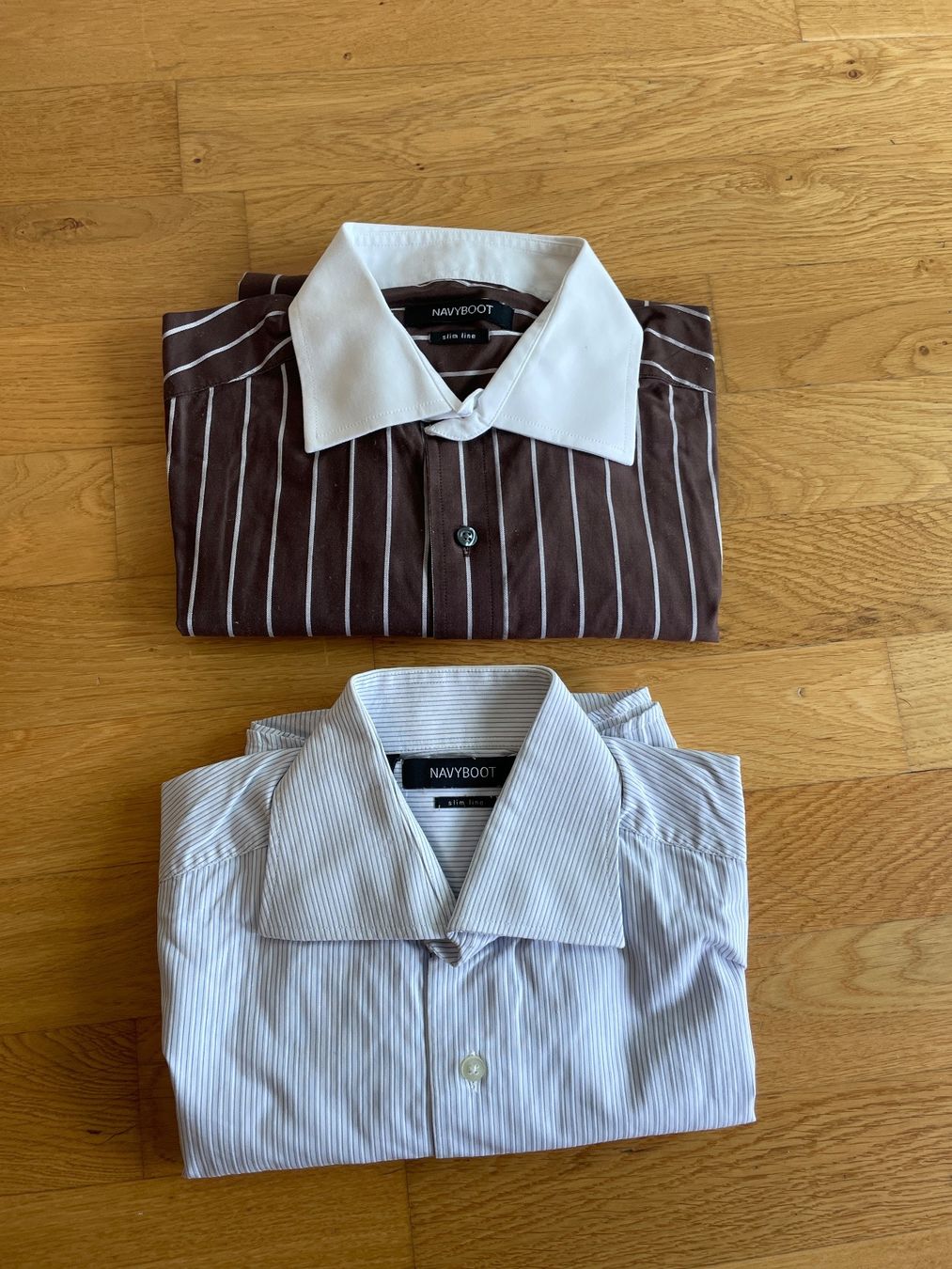 Navyboot T-shirt: 2x Navyboot Shirts slim line 37 size – Usato da Zug venduto da dim_np7l