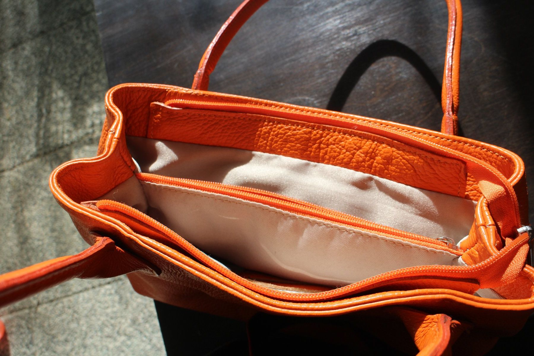 Taschen für Damen: Ledertasche – Gebraucht aus Schaffhausen von annsei 3