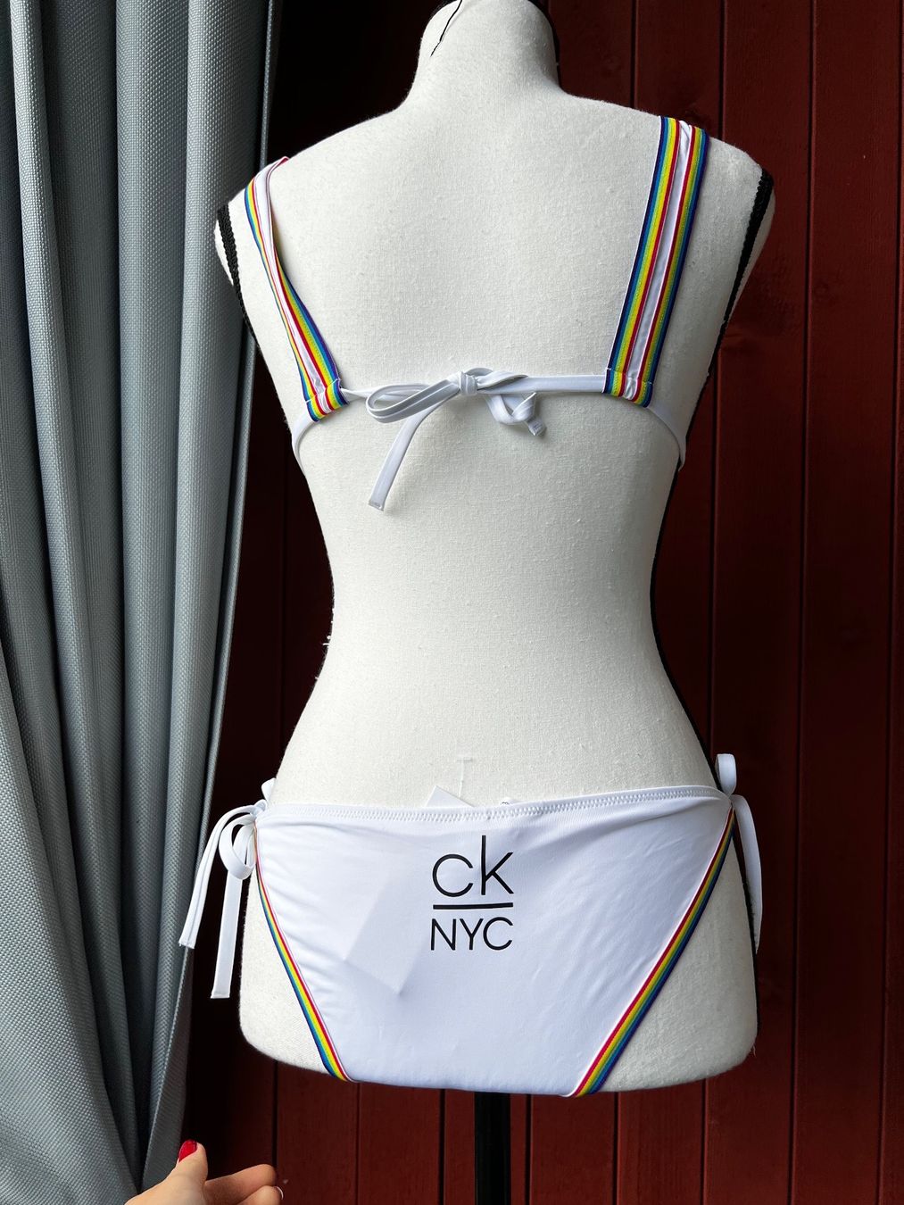 Calvin Klein Maillots de bain & Bikinis: Calvin Klein Neue Badeanzug M – Neuf avec emballage d'origine à Riehen par ann_76jw