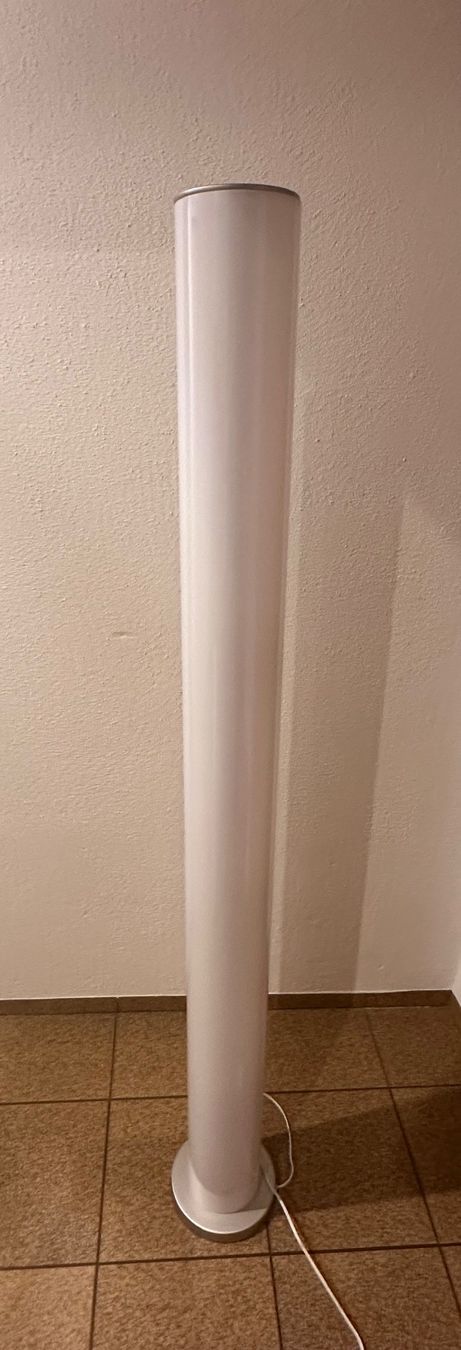 Lampade: Schöne Stehleuchte/Lampe – Usato da Schwyz venduto da eli_q7d6 2