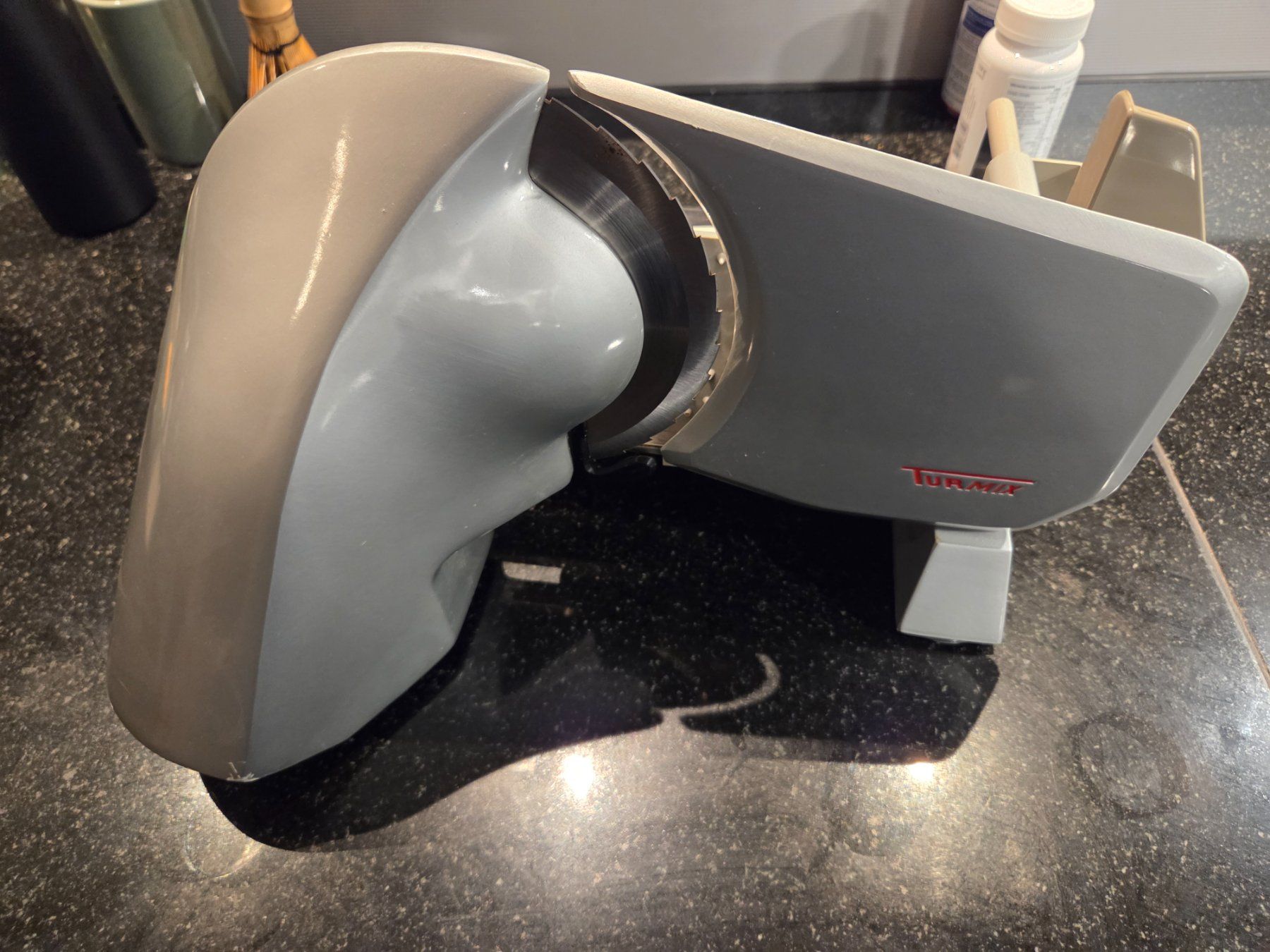Elettrodomestici da cucina: Turmix Schneidmaschine – Usato da Rapperswil SG venduto da TheCaptain 1