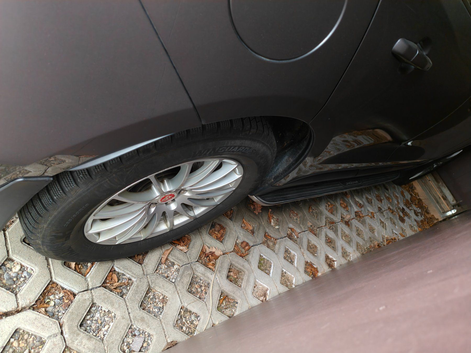 Jaguar Pneumatici & Ruote complete: Jaguar F-Pace Komplett Rad – Usato da brütten venduto da ford6600 3