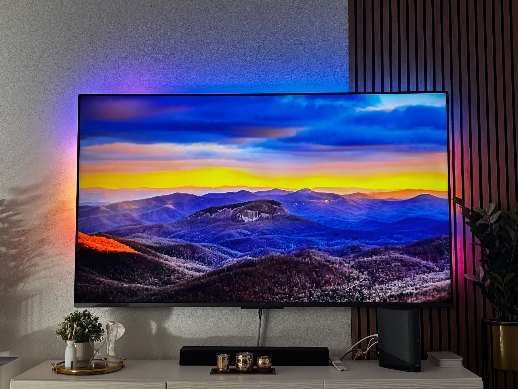 Philips Televisori: Philips TV 75PUS8108/12 – Usato da St. Urban venduto da sar_zql5