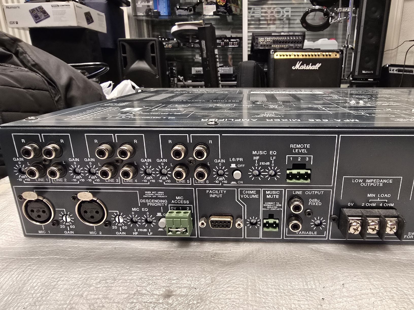 Amplificatori: CLOUD MPA626 6 line inputs, 2 mic inputs with 150W Amp – Usato da Zürich venduto da Roy-Events-Zurich 3