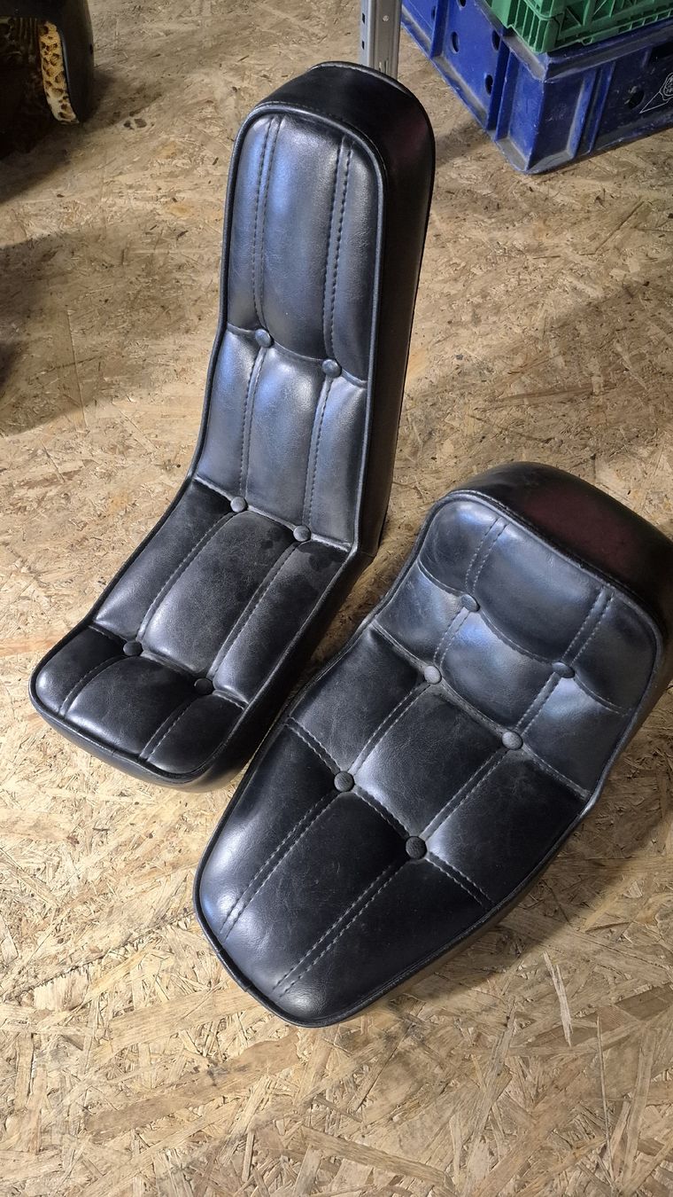 Harley-Davidson Tutti i ricambio per moto: Harley Davidson Chopper Seat – Usato da Thun venduto da HZDZ_RAGETO 1