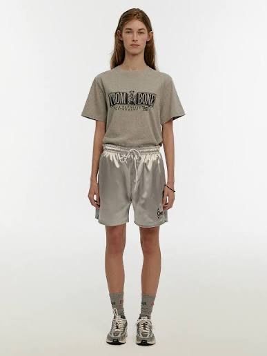 Pantaloni: Teket silver shorts – Nuovo (secondo la descrizione) da Zürich venduto da liv125 5