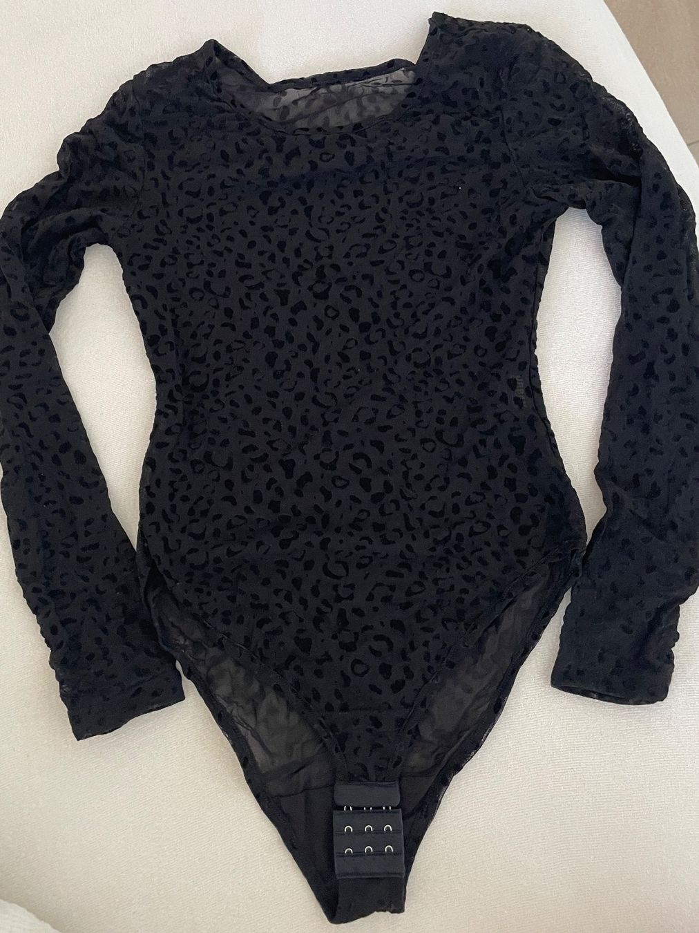 Tops: Body Leo-Print, Grösse S – Neuf (Voir description) à Nidau par sve_2thh