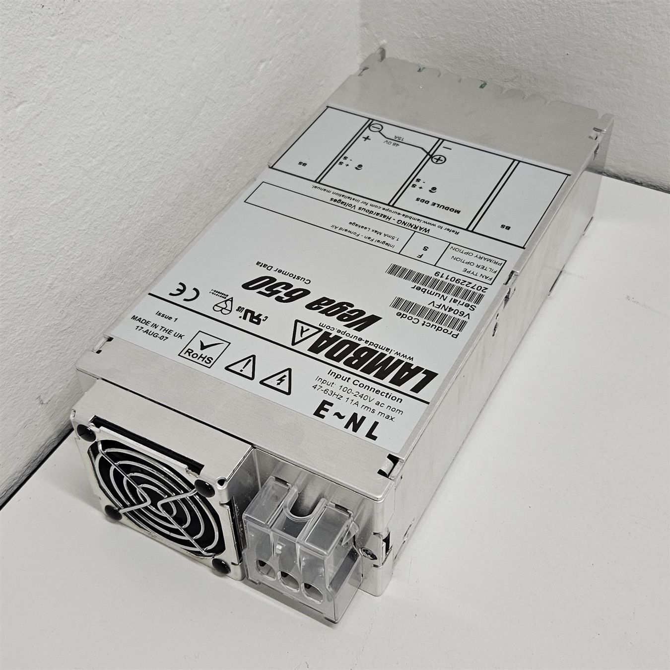 Stromzufuhr: LAMBDA VEGA 650 (48vdc/15A) – Gebraucht aus Niederdorf von LeptonAG