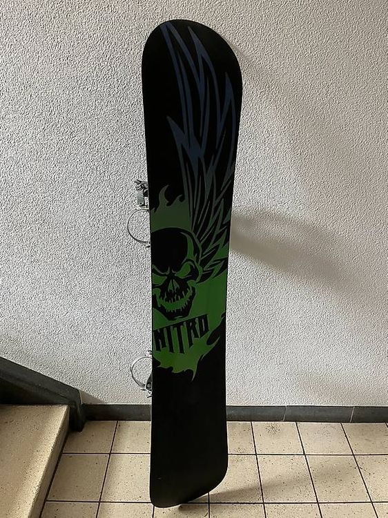 Snowboard Nitro Board: Snowboard Nitro inkl. Bindung – Usato da Zürich venduto da Glueckass 1